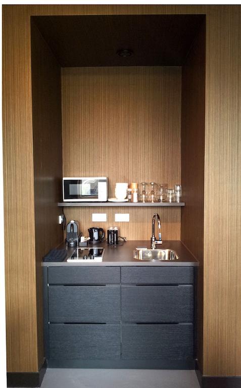 V Lofts Aparthotel Амстердам Стая снимка